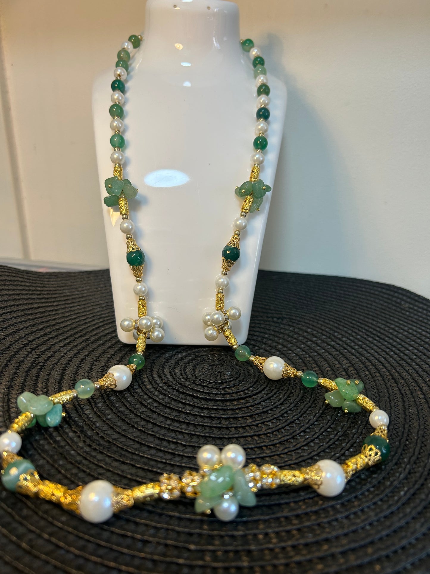 Elegant halsband