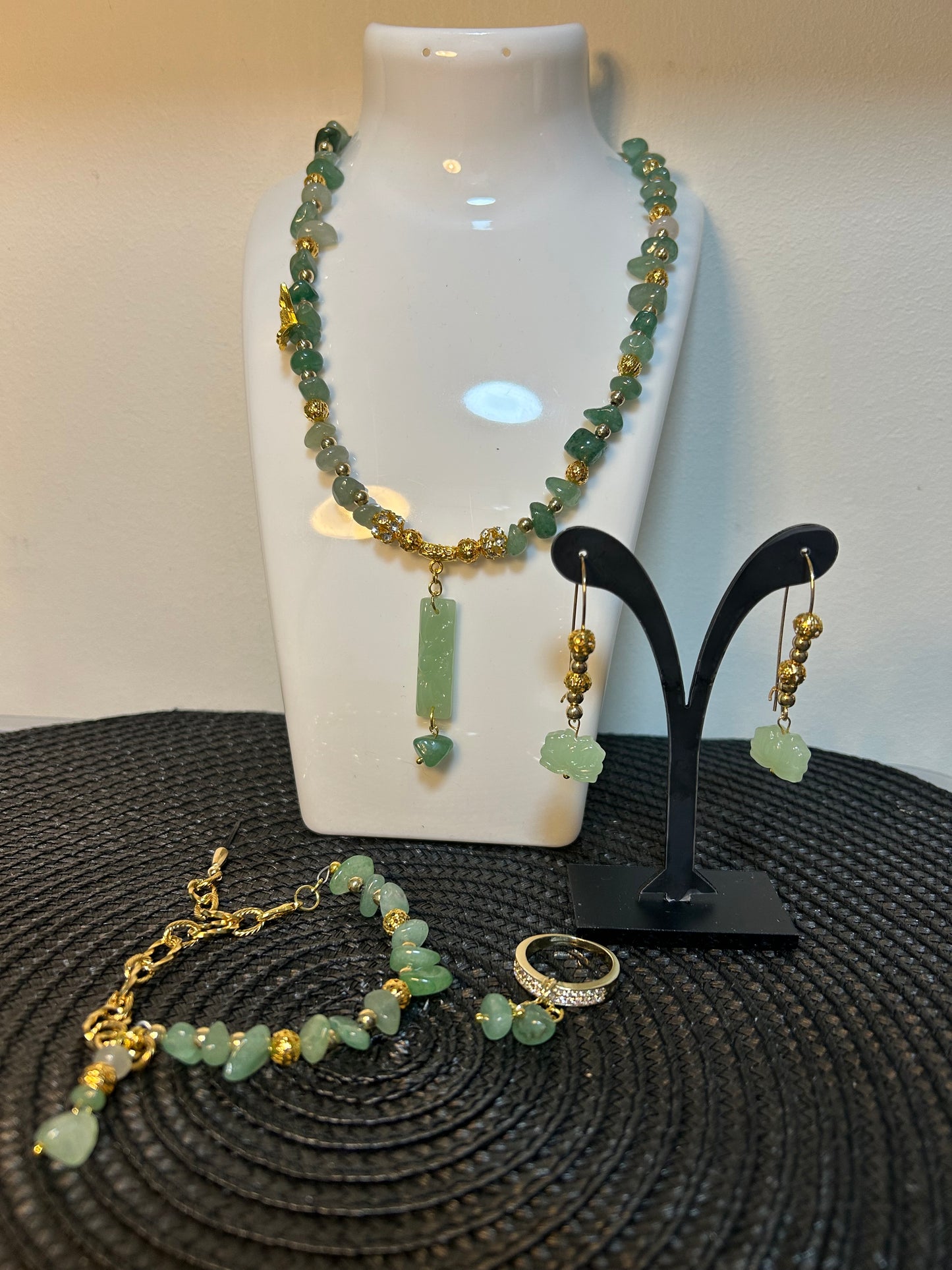 Elegant halsband